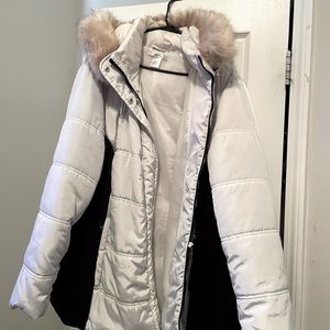 Plus size puffer white women.   Size 4x